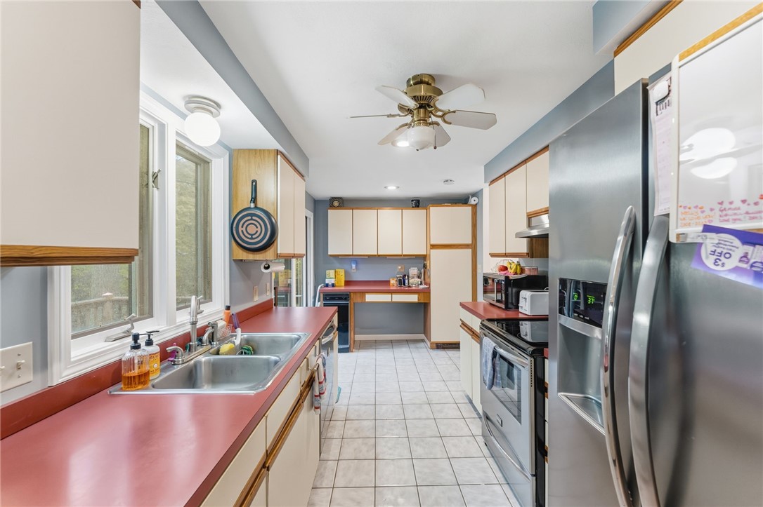 482 Bulgarmarsh Road Tiverton, RI 02878 - Photo 13 of 42