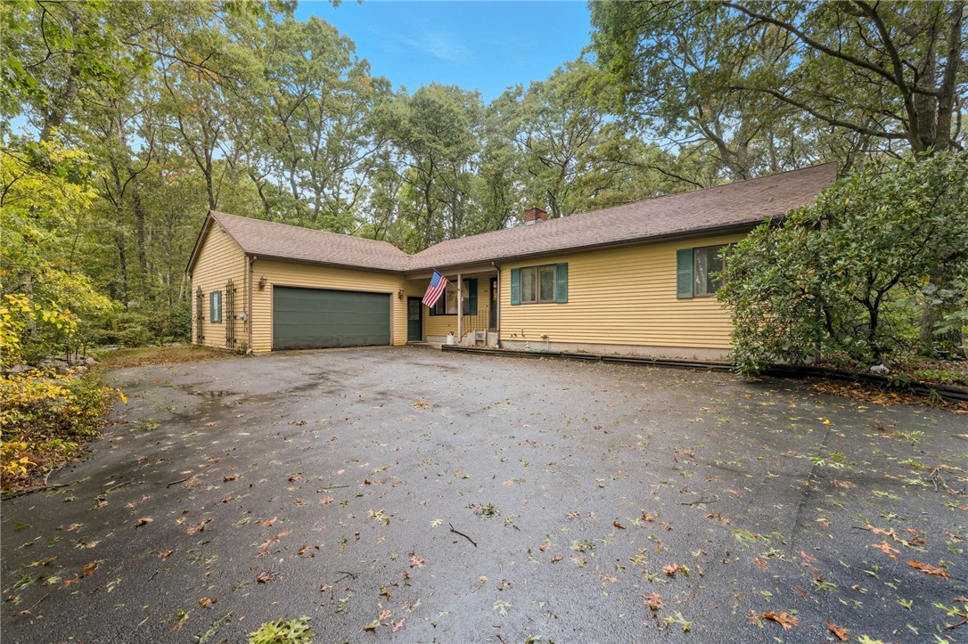 482 Bulgarmarsh Road Tiverton, RI 02878 - Photo 4 of 42