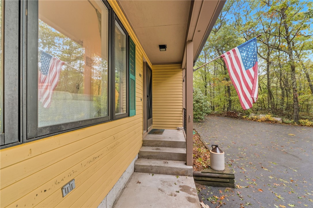 482 Bulgarmarsh Road Tiverton, RI 02878 - Photo 5 of 42