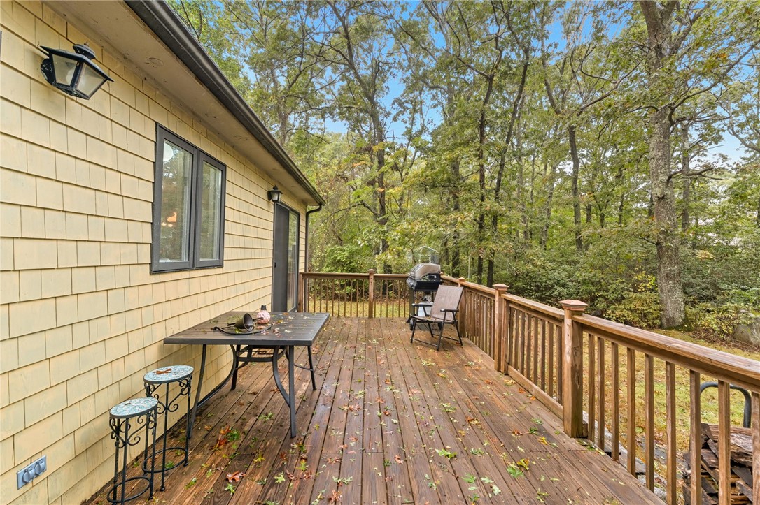 482 Bulgarmarsh Road Tiverton, RI 02878 - Photo 6 of 42