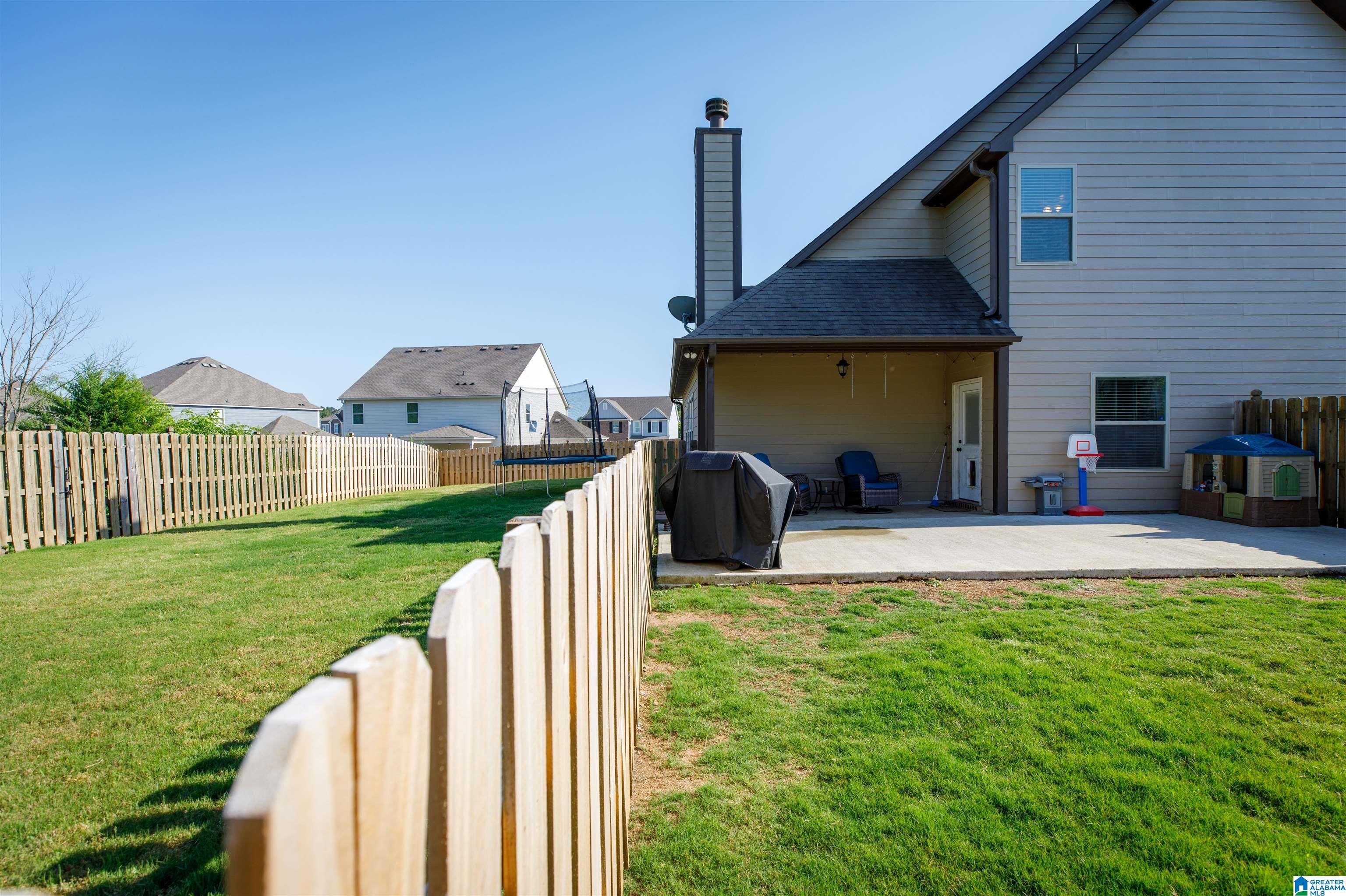 1076 Riviera Drive Calera, AL 35040 - Photo 8 of 48