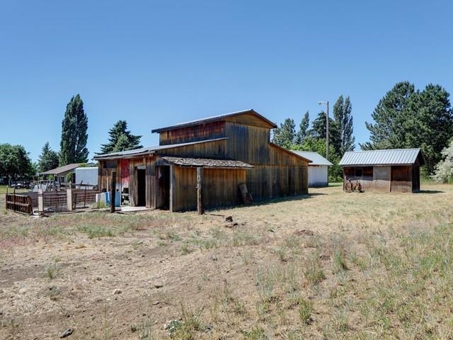 21405 South Mill Road Spangle, WA 99031 - Photo 29 of 33