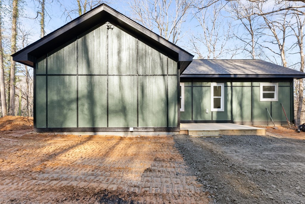 1410 Sky Lake Road Sautee Nacoochee, GA 30571 - Photo 7 of 37 a backyard of a house with lots of green space
