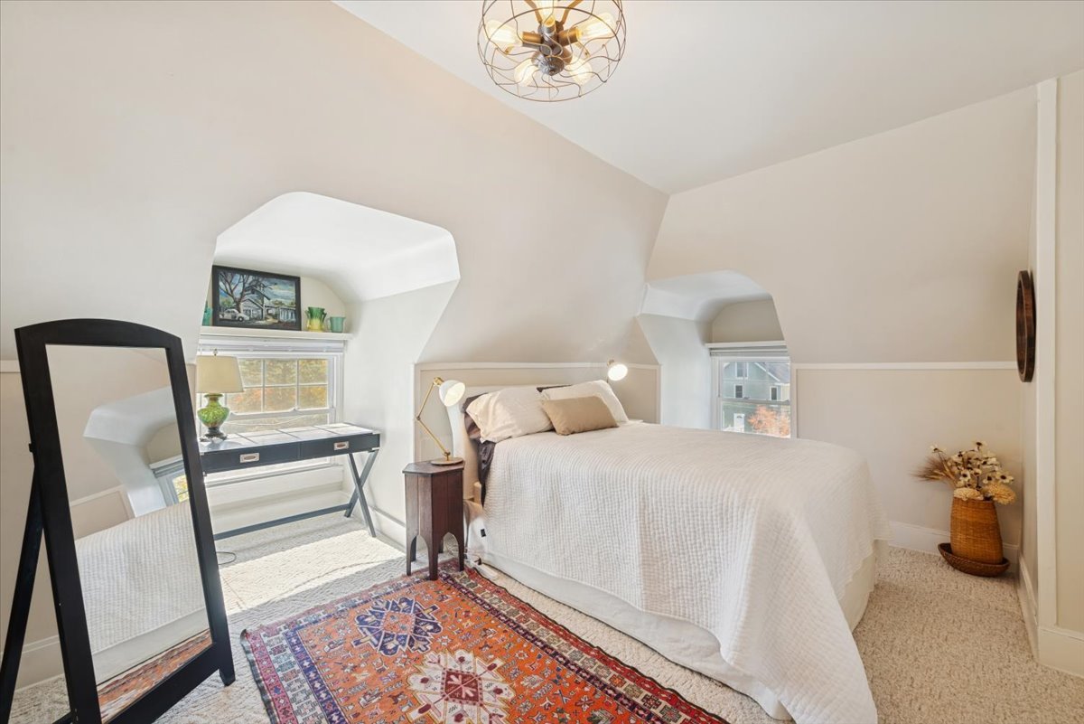 1570 Ashland Avenue Evanston, IL 60201 - Photo 32 of 40 a bedroom with a bed and a window