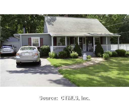 118 Borrmann Road East Haven, CT 06512 - Photo 1 of 1 Exterior Front.
