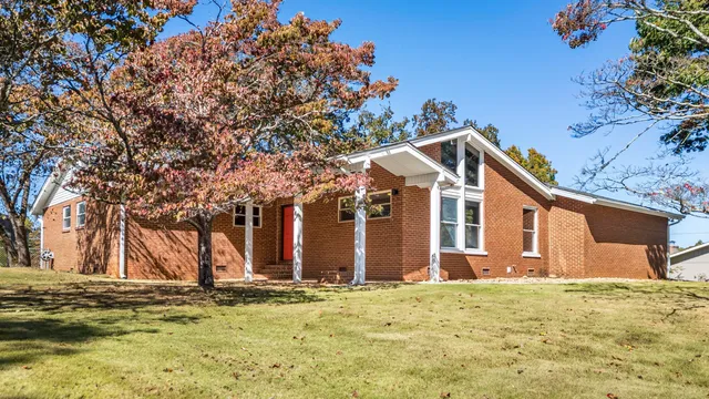 $450,000 | 5821 Quail Hollow Road, Chattanooga, TN 37416