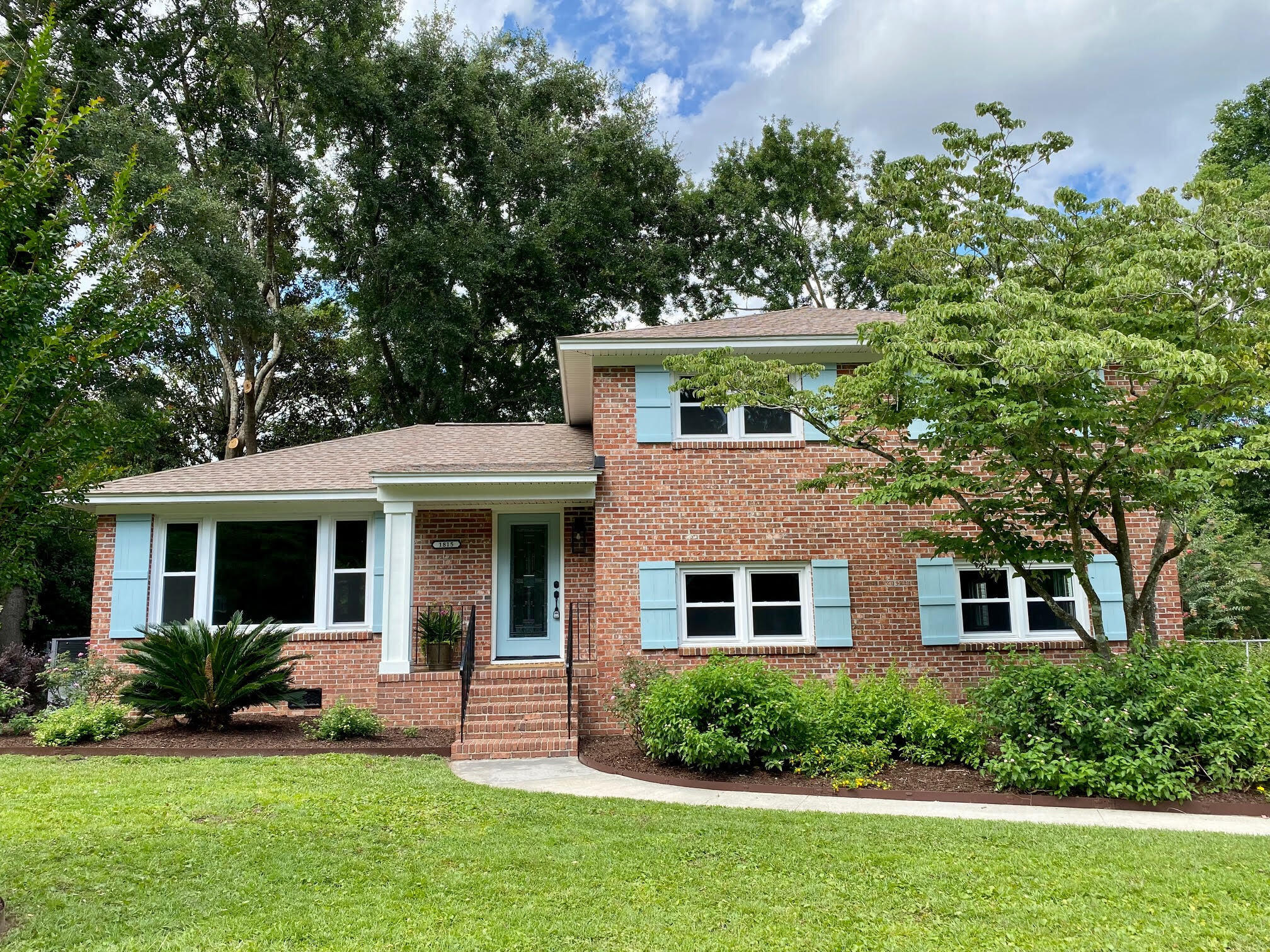 1815 Wedgefield Road Charleston, SC 29407 - Photo 2 of 36 W24
