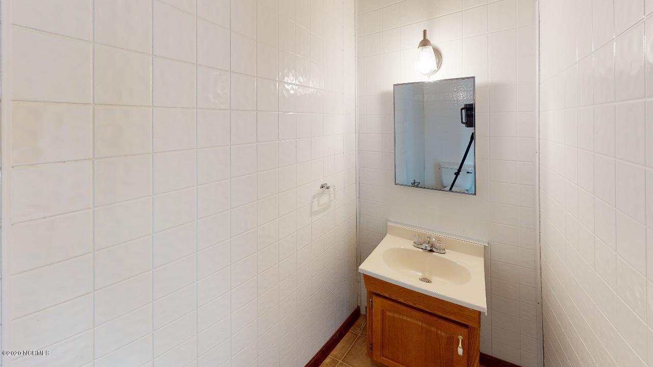 255 Core Road Richlands, NC 28574 - Photo 30 of 35 255-Core-Road-Bathroom
