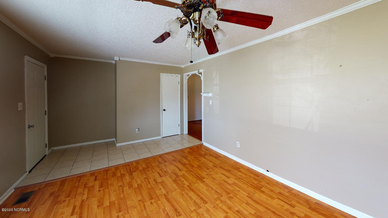 255 Core Road Richlands, NC 28574 - Photo 5 of 35 255-Core-Road-Unfurnished(3)