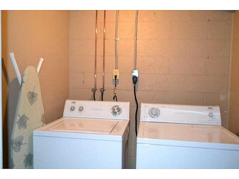 2002 Miracle Mile Springfield, OH 45503 - Photo 23 of 25