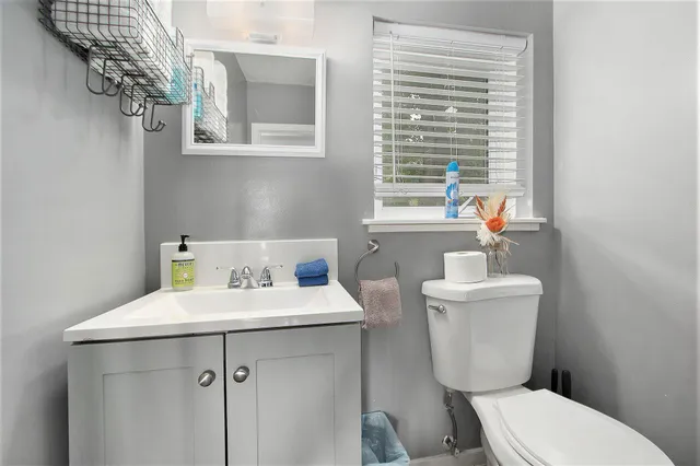 $1,200,000 | 4642 Main Street, Onekama, MI 49675