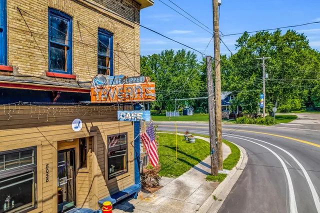 $1,200,000 | 4642 Main Street, Onekama, MI 49675