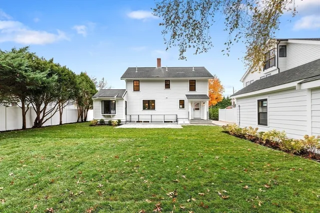$2,195,000 | 26 Pinewood Road, Needham, MA 02492