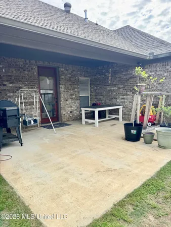 $276,800 | 456 Greenfield Ridge Circle, Brandon, MS 39042