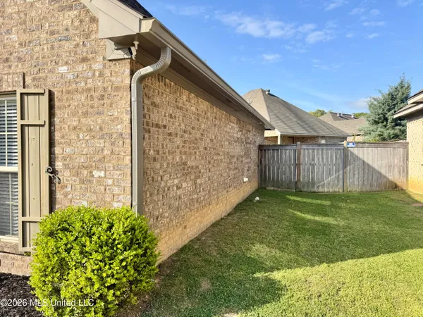 $276,800 | 456 Greenfield Ridge Circle, Brandon, MS 39042