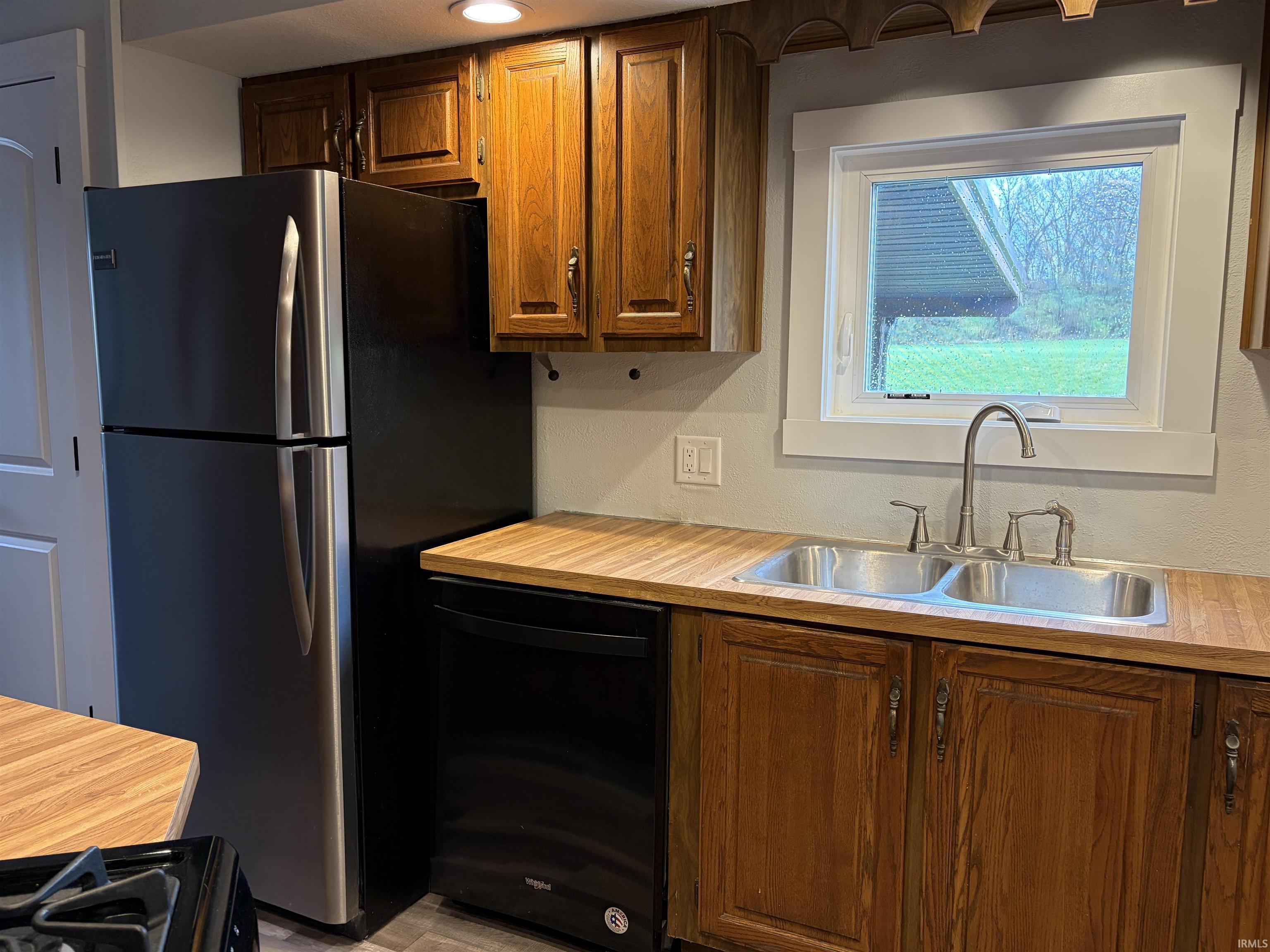 2305 South Wallick Road Peru, IN 46970 - Photo 6 of 28