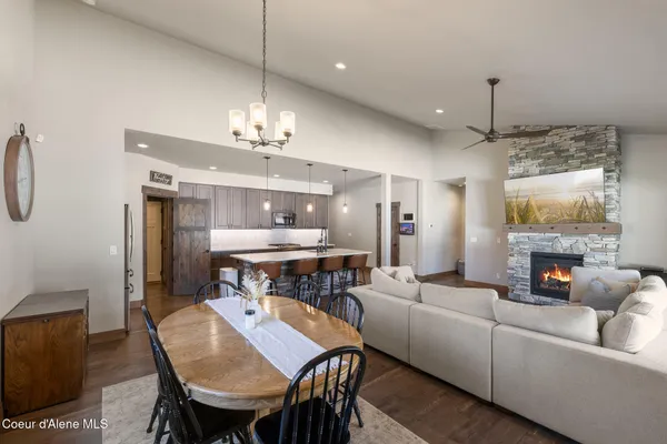$939,900 | 1402 West Wayward Circle, Post Falls, ID 83854