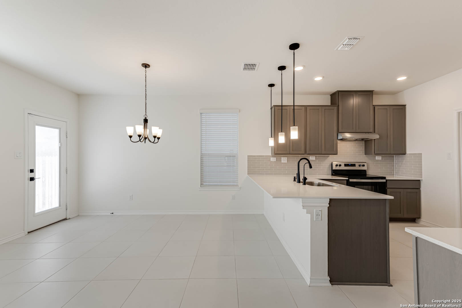 14839 Vance Jackson Road, Unit 503 San Antonio, TX 78249 - Photo 11 of 44