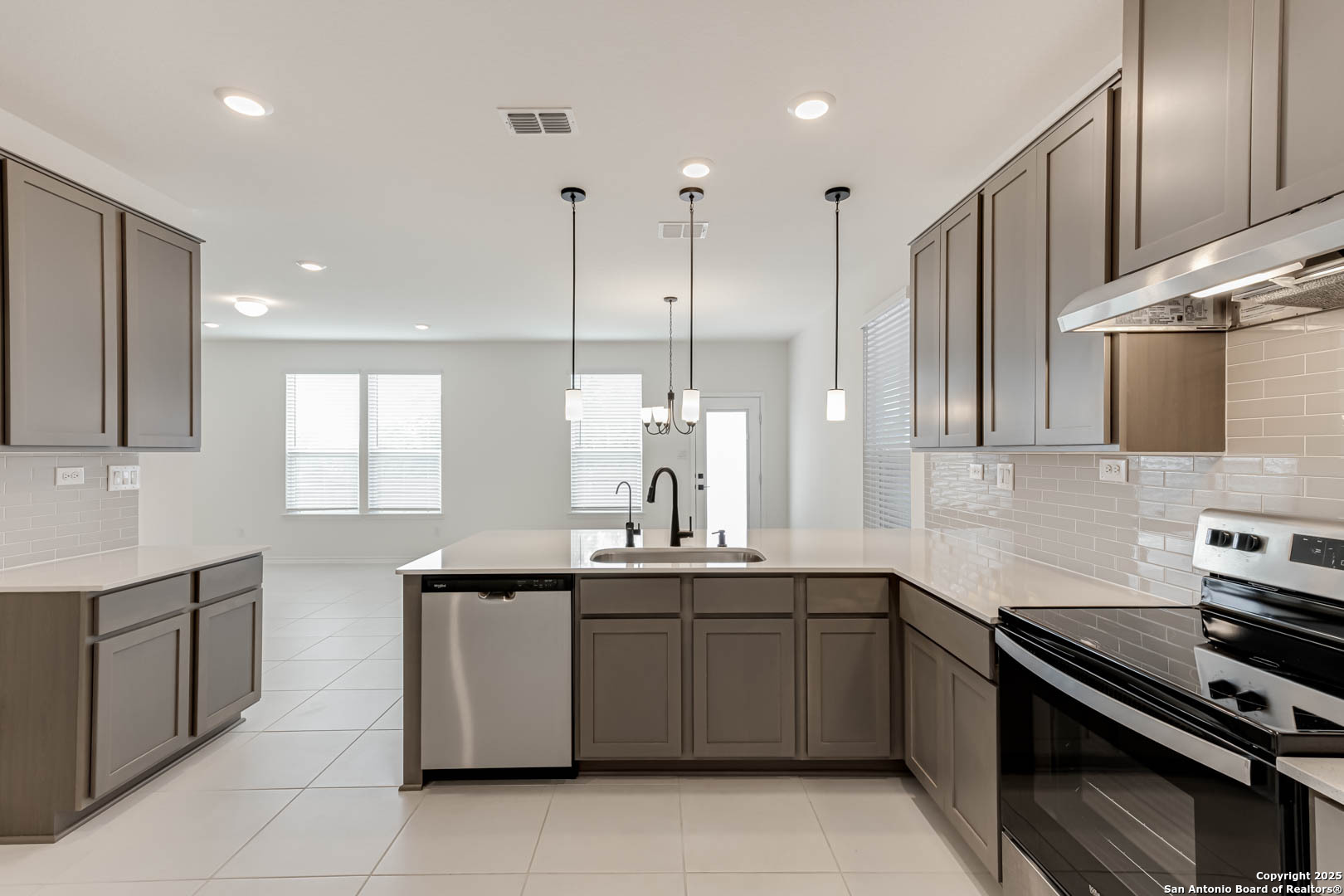 14839 Vance Jackson Road, Unit 503 San Antonio, TX 78249 - Photo 17 of 44