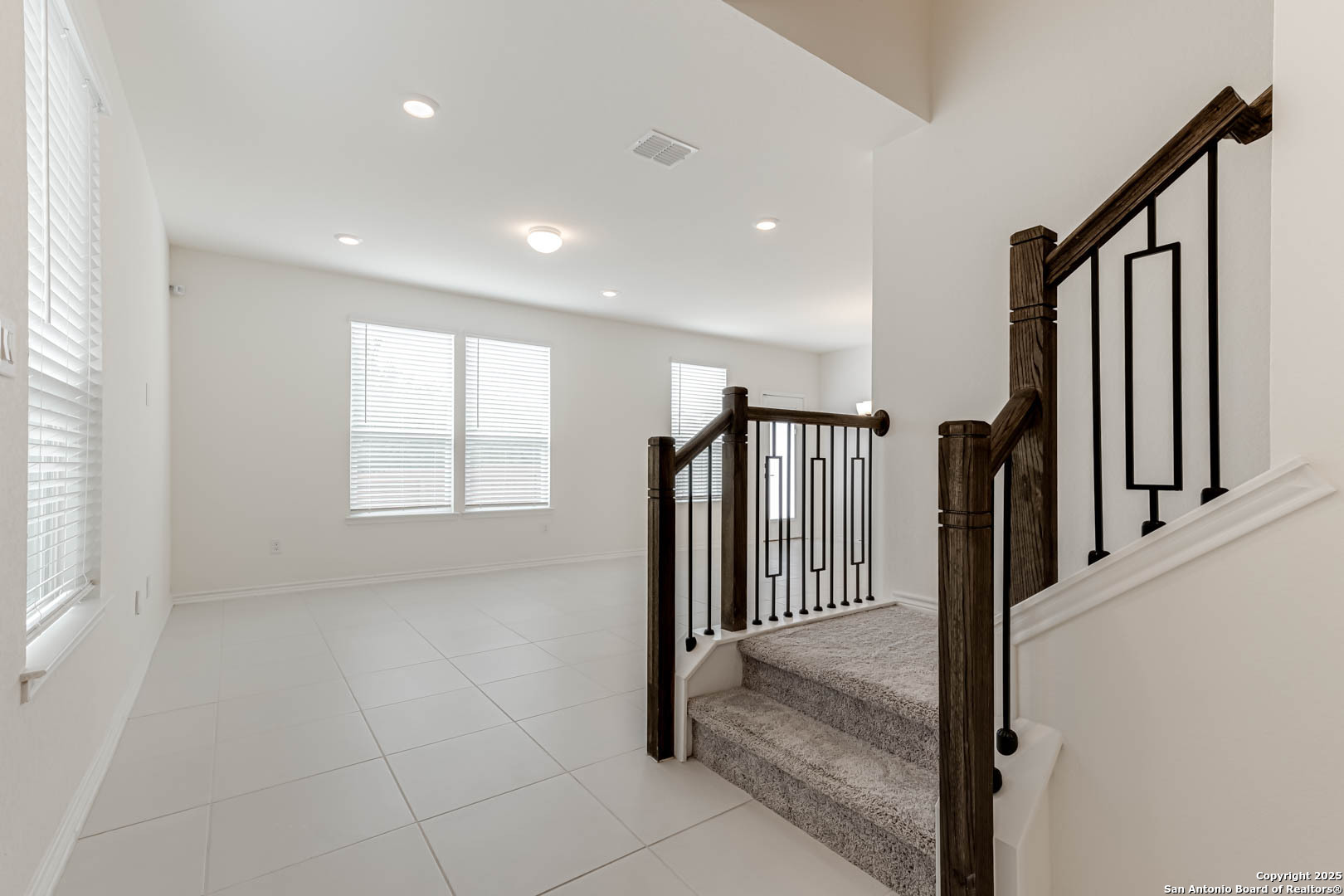 14839 Vance Jackson Road, Unit 503 San Antonio, TX 78249 - Photo 2 of 44