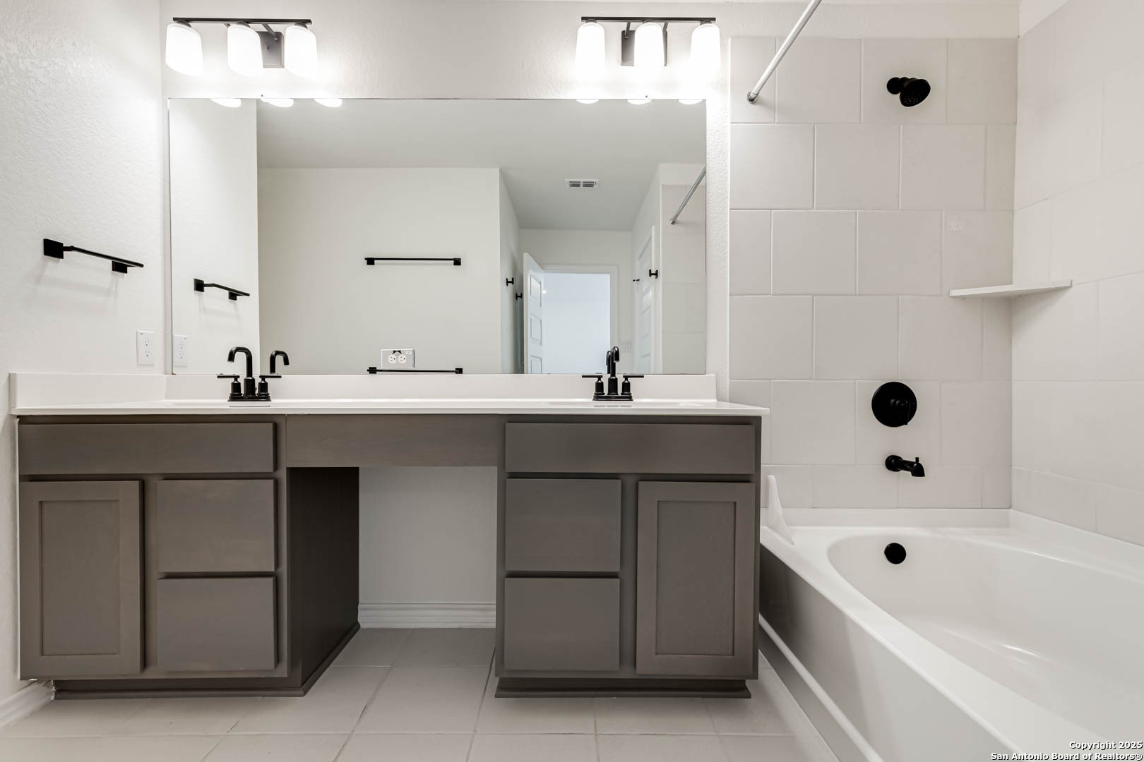 14839 Vance Jackson Road, Unit 503 San Antonio, TX 78249 - Photo 27 of 44