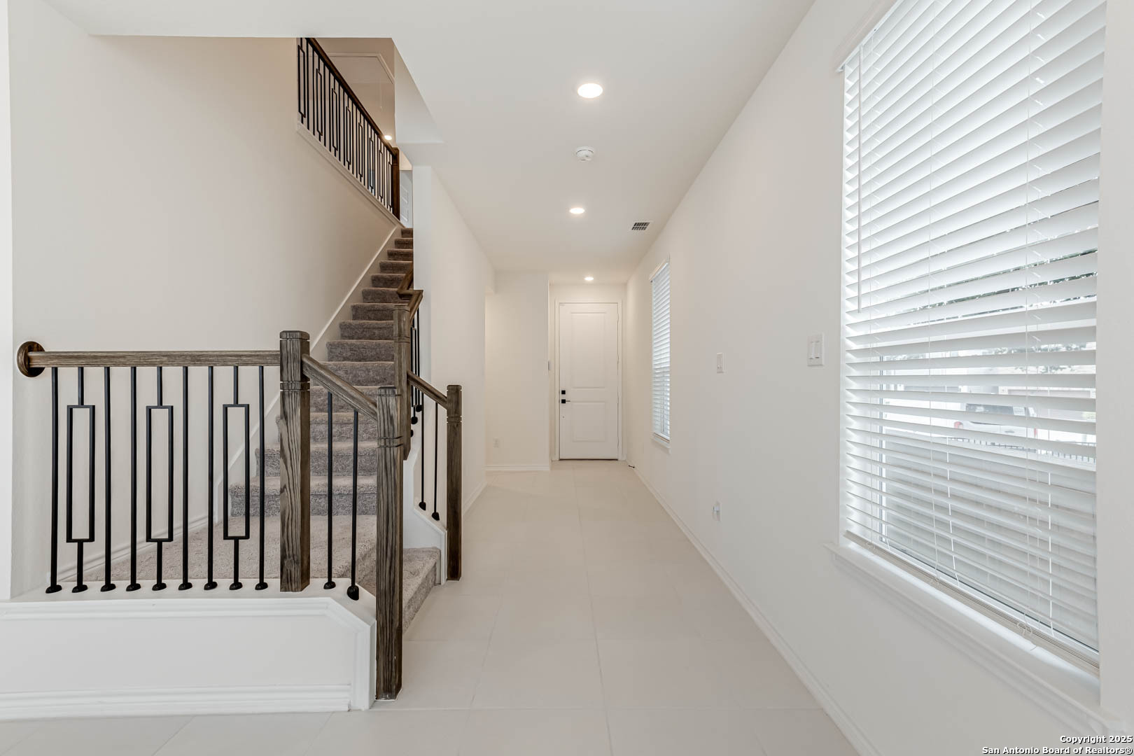 14839 Vance Jackson Road, Unit 503 San Antonio, TX 78249 - Photo 3 of 44