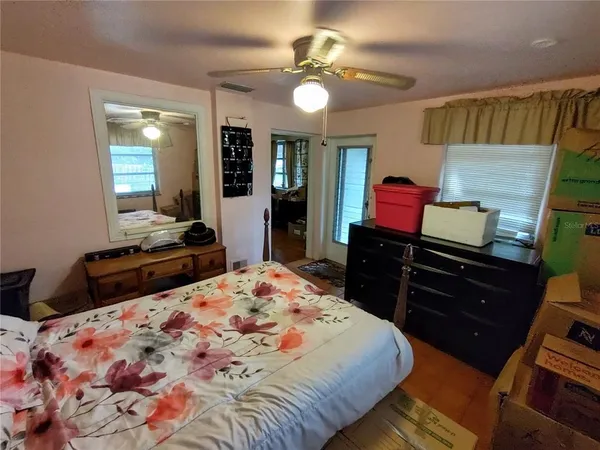 $498,000 | 995 West 11th Avenue, Mount Dora, FL 32757