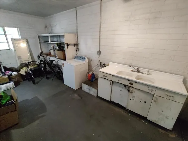 $498,000 | 995 West 11th Avenue, Mount Dora, FL 32757