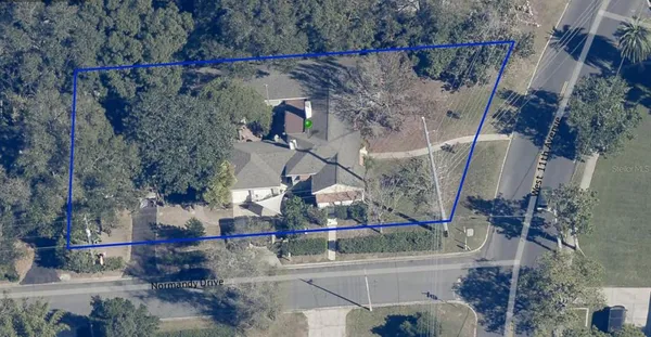 $498,000 | 995 West 11th Avenue, Mount Dora, FL 32757