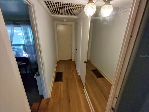 $498,000 | 995 West 11th Avenue, Mount Dora, FL 32757