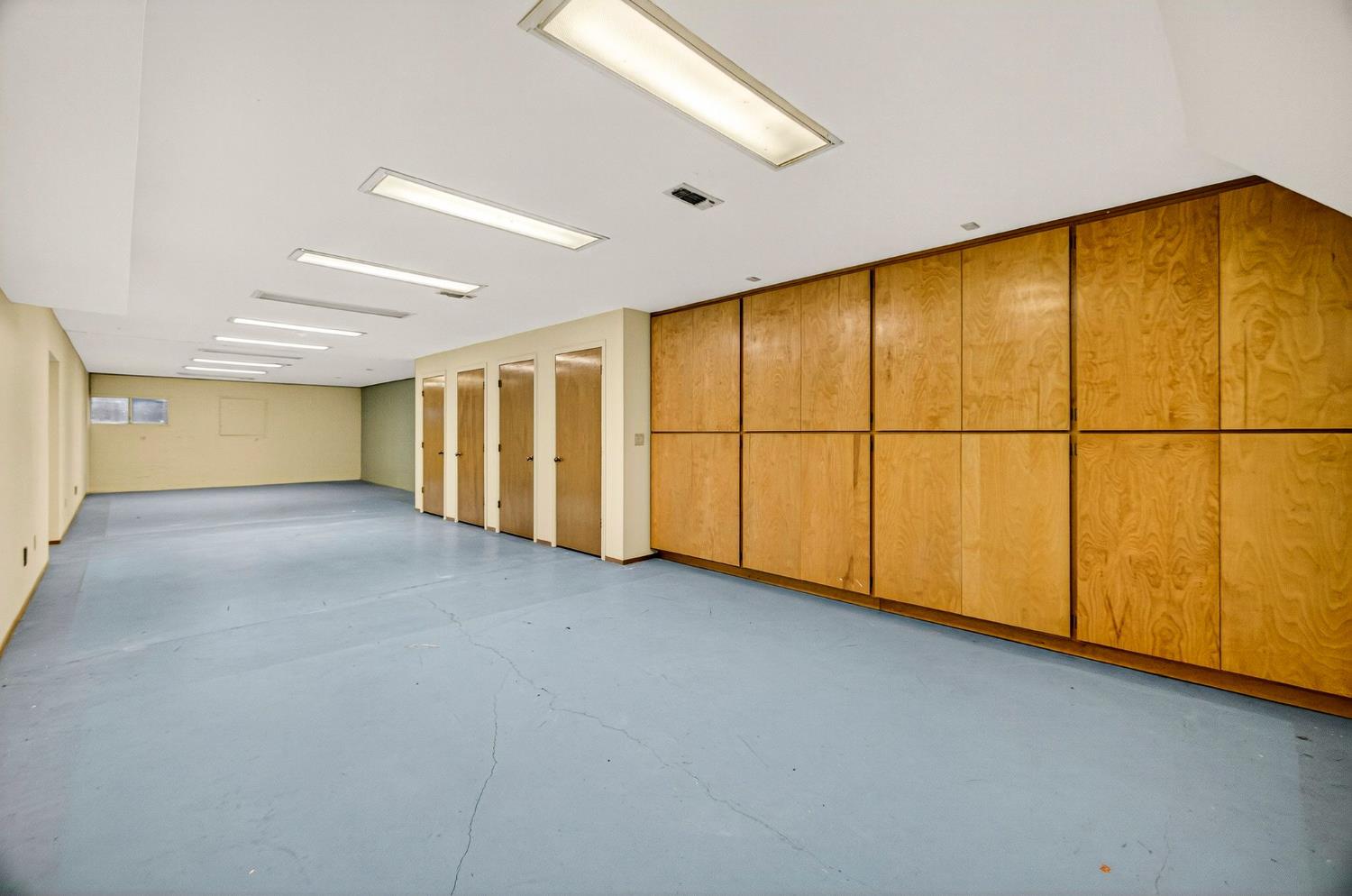 8970 South Butte Road Sutter, CA 95982 - Photo 55 of 86 a view of an empty room with wooden floor