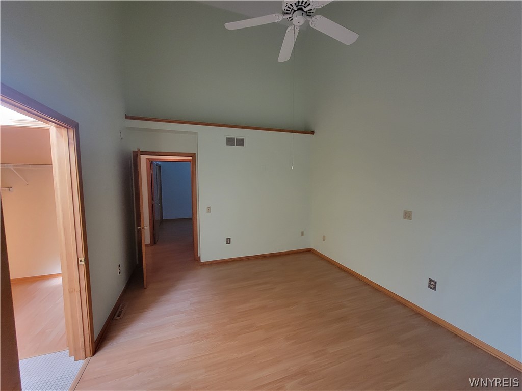 6945 Walmore Road Niagara Falls, NY 14304 - Photo 21 of 33
