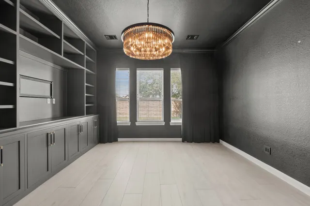 $420,000 | 6318 Wolf Run Drive, Katy, TX 77493