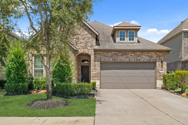 $420,000 | 6318 Wolf Run Drive, Katy, TX 77493