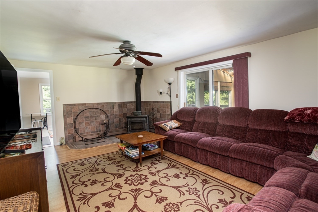 511 Old Fall River Road Dartmouth, MA 02747 - Photo 20 of 42 Gallery Image 20