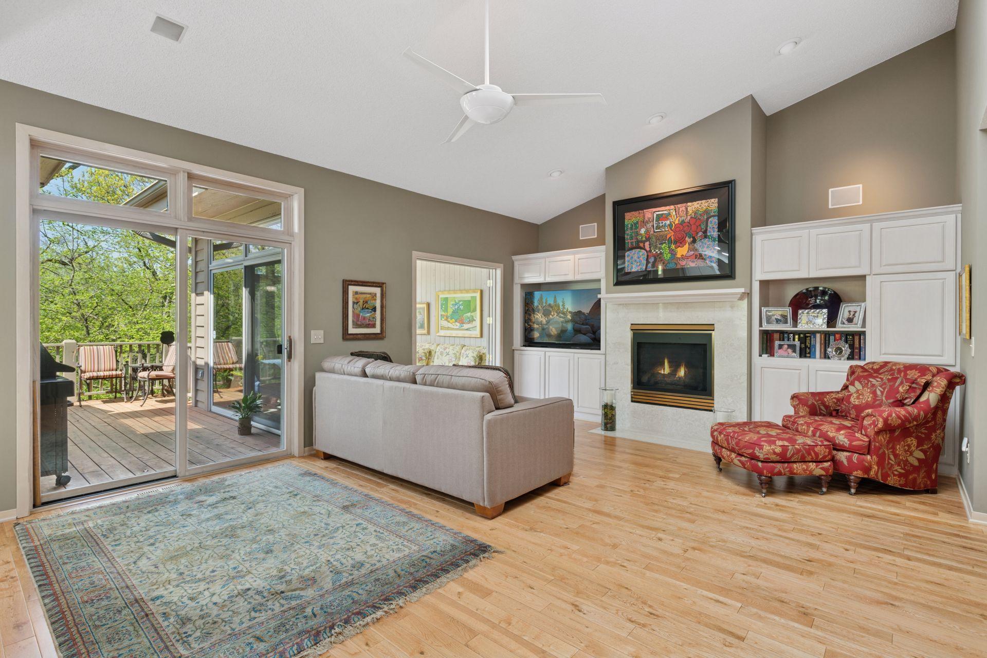 7057 Crowne Oak Road Eden Prairie, MN 55344 - Photo 11 of 44 Gallery Image 11