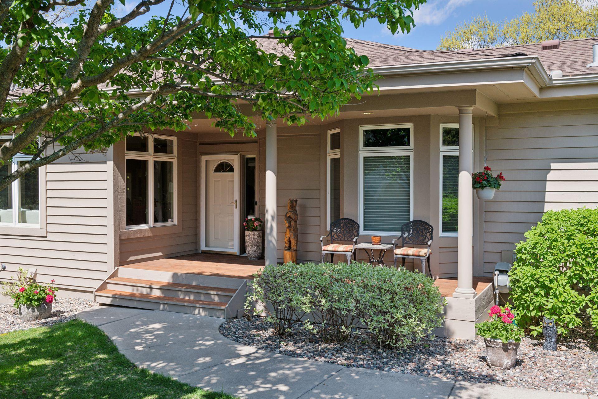7057 Crowne Oak Road Eden Prairie, MN 55344 - Photo 2 of 44 Gallery Image 2