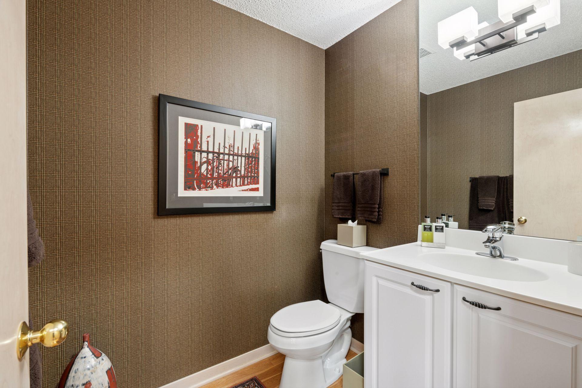 7057 Crowne Oak Road Eden Prairie, MN 55344 - Photo 22 of 44 Gallery Image 22