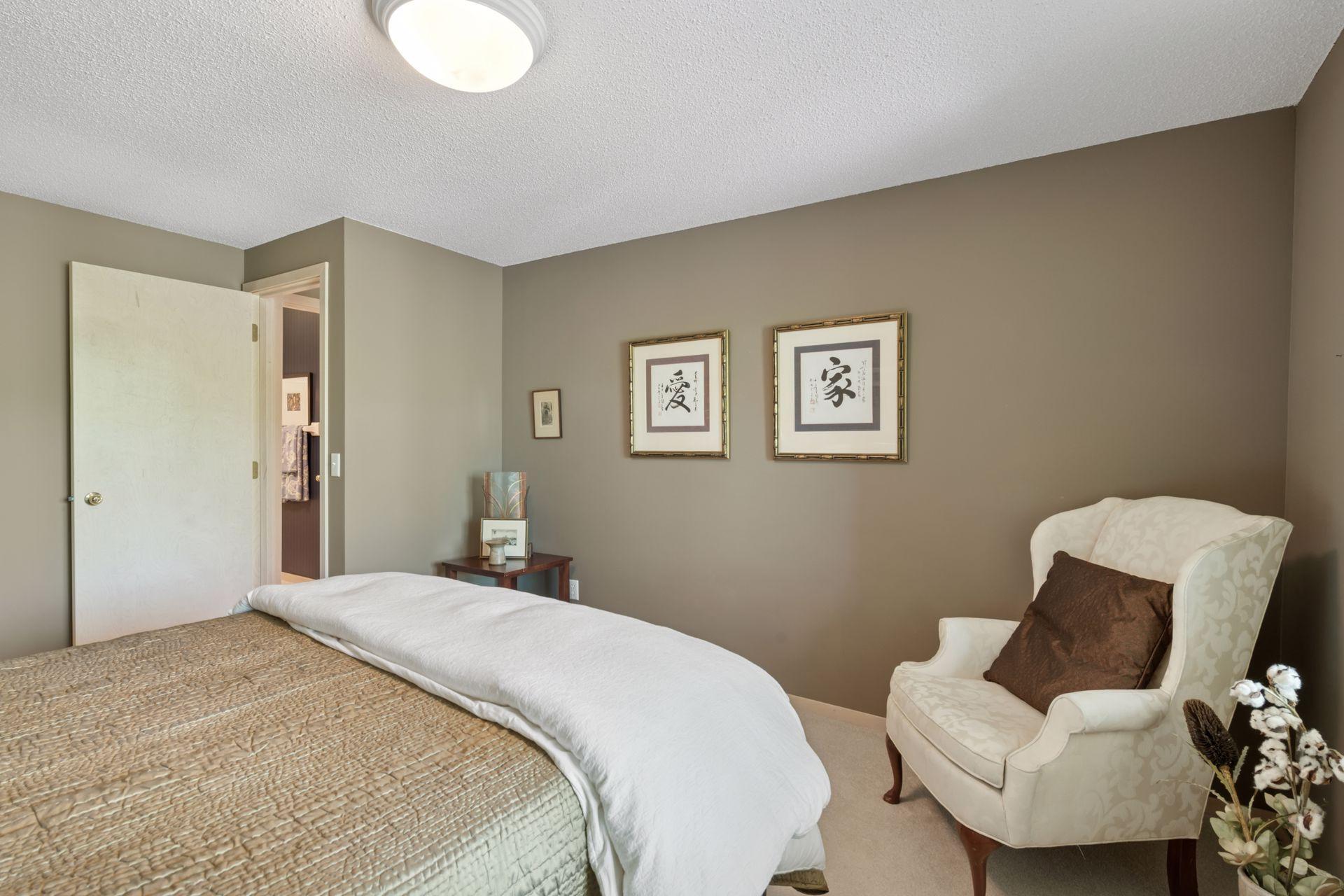 7057 Crowne Oak Road Eden Prairie, MN 55344 - Photo 35 of 44 Gallery Image 35