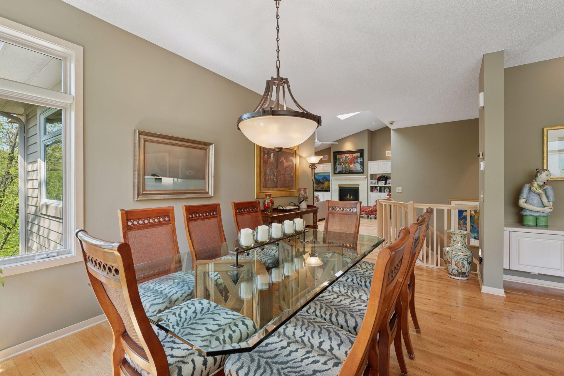 7057 Crowne Oak Road Eden Prairie, MN 55344 - Photo 9 of 44 Gallery Image 9