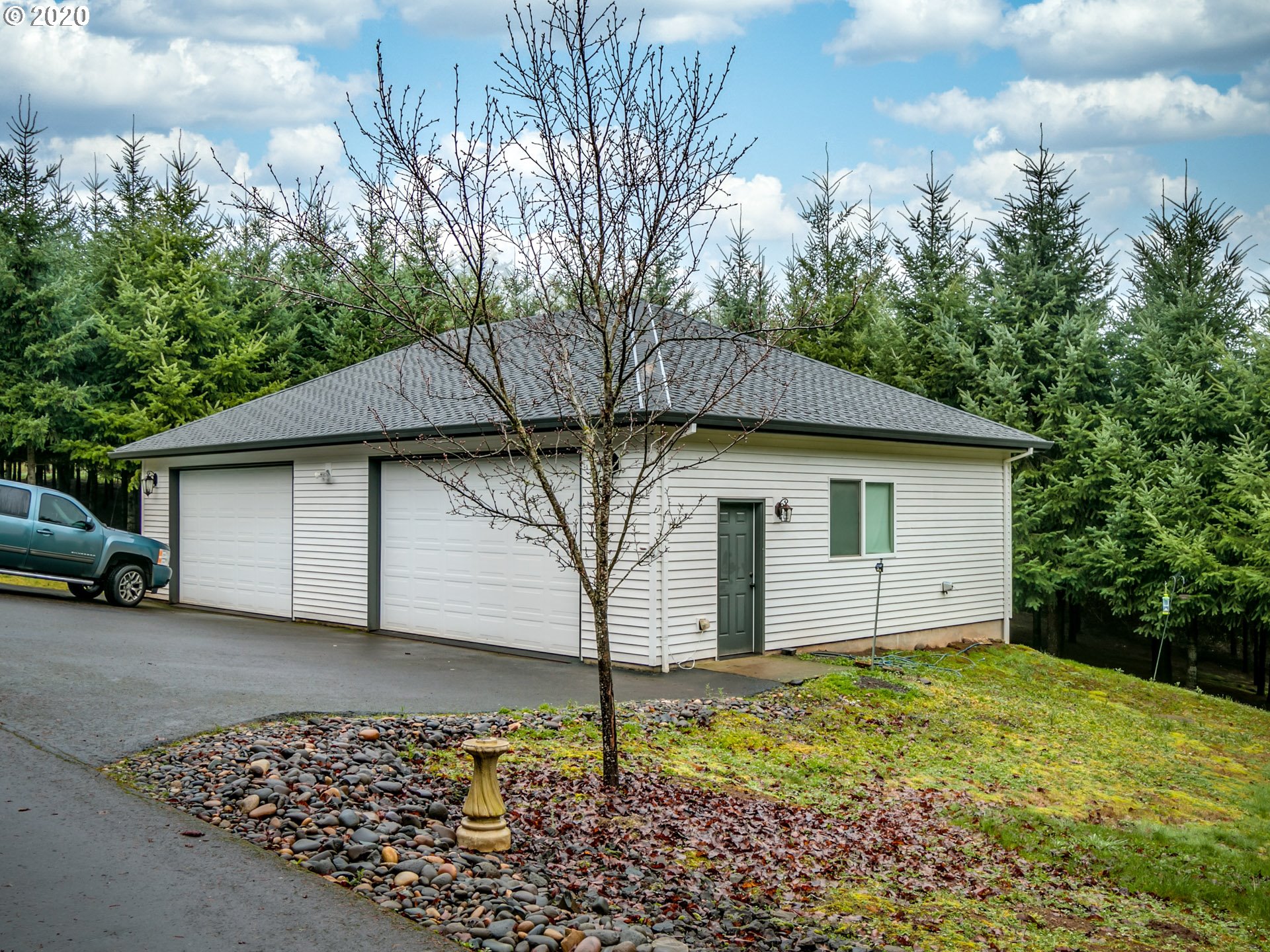 32285 Southwest Laurel Road Hillsboro, OR 97123 - Photo 26 of 32