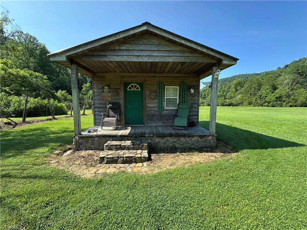 1501 Sand Ridge Road Millers Creek, NC 28651 - Photo 19 of 48