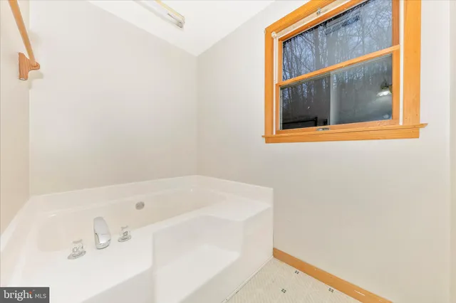 $429,900 | 24607 Hells Delight Road, Smithsburg, MD 21783