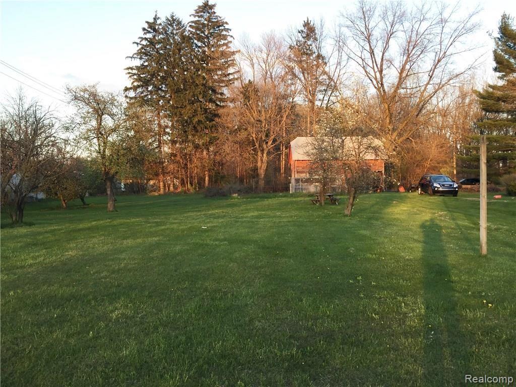 40950 Saal Road Sterling Heights, MI 48313 - Photo 10 of 17