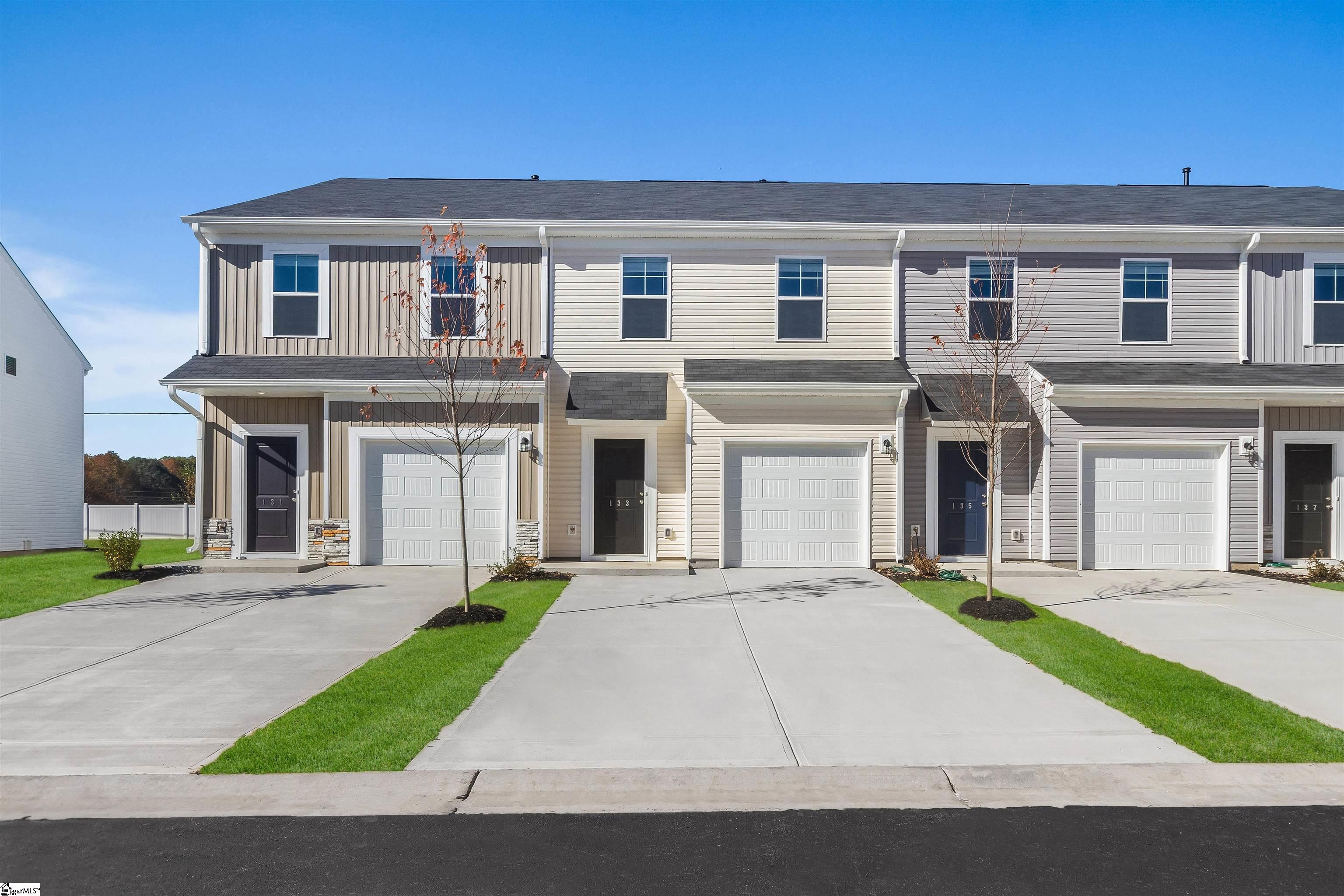 311 Abingdon Way Greer, SC 29651 - Photo 1 of 27