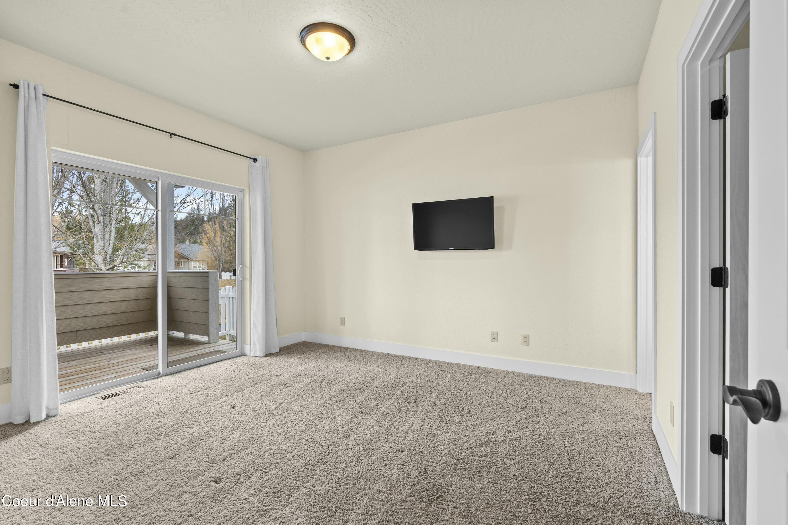 424 Becker Lane Dover, ID 83825 - Photo 13 of 32 Primary Bedroom Suite