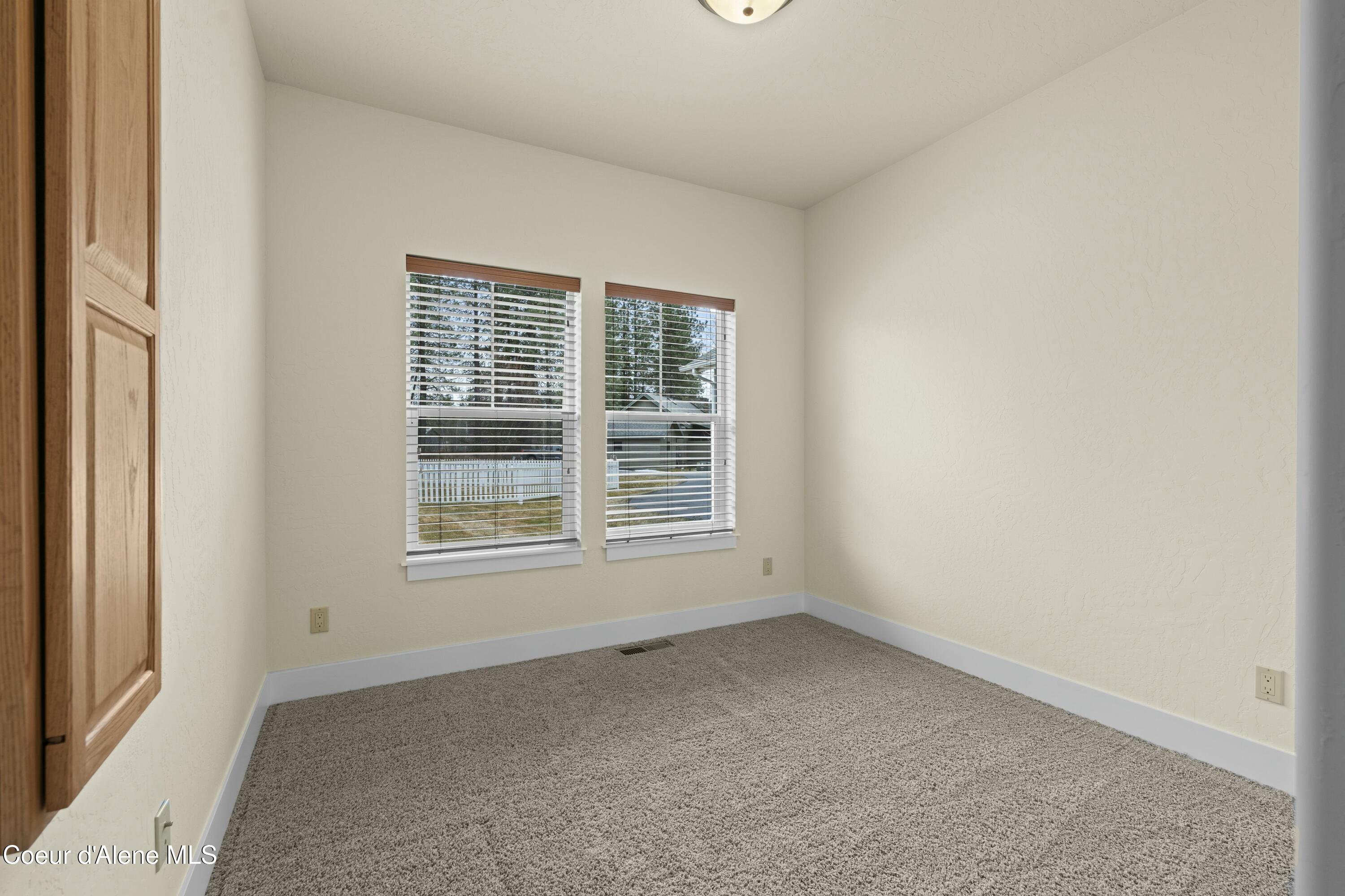 424 Becker Lane Dover, ID 83825 - Photo 20 of 32 Bedroom 3