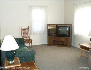 3903 North Mill Road Dryden, MI 48428 - Photo 5 of 8 Living room