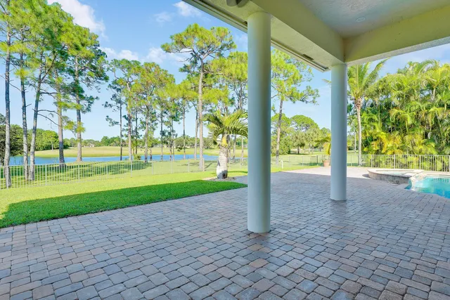 $11,000 | 11985 Carnegie Place, West Palm Beach, FL 33412