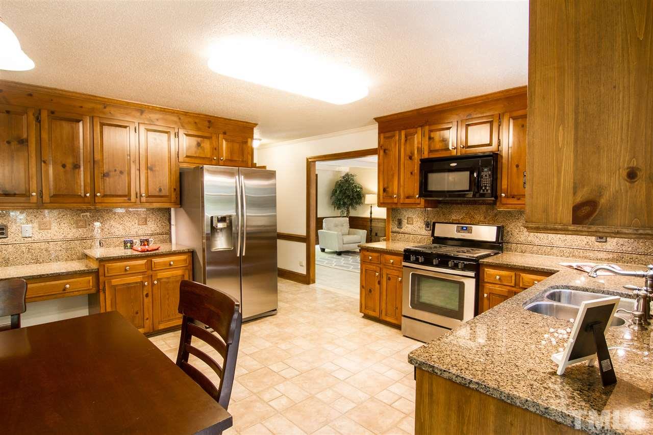 4900 Springwood Drive Raleigh, NC 27613 - Photo 5 of 15